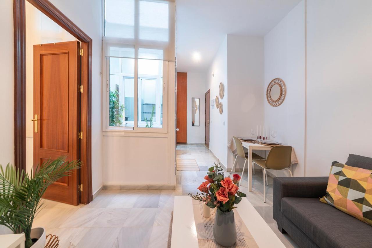 Alohamundi Torres Apartment Севиля Екстериор снимка